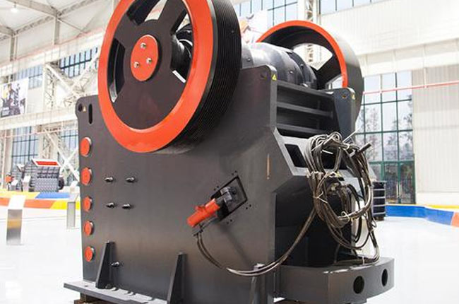 PEW860顎式破碎機(jī)