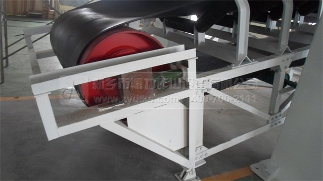 礦用皮帶輸送機(jī)